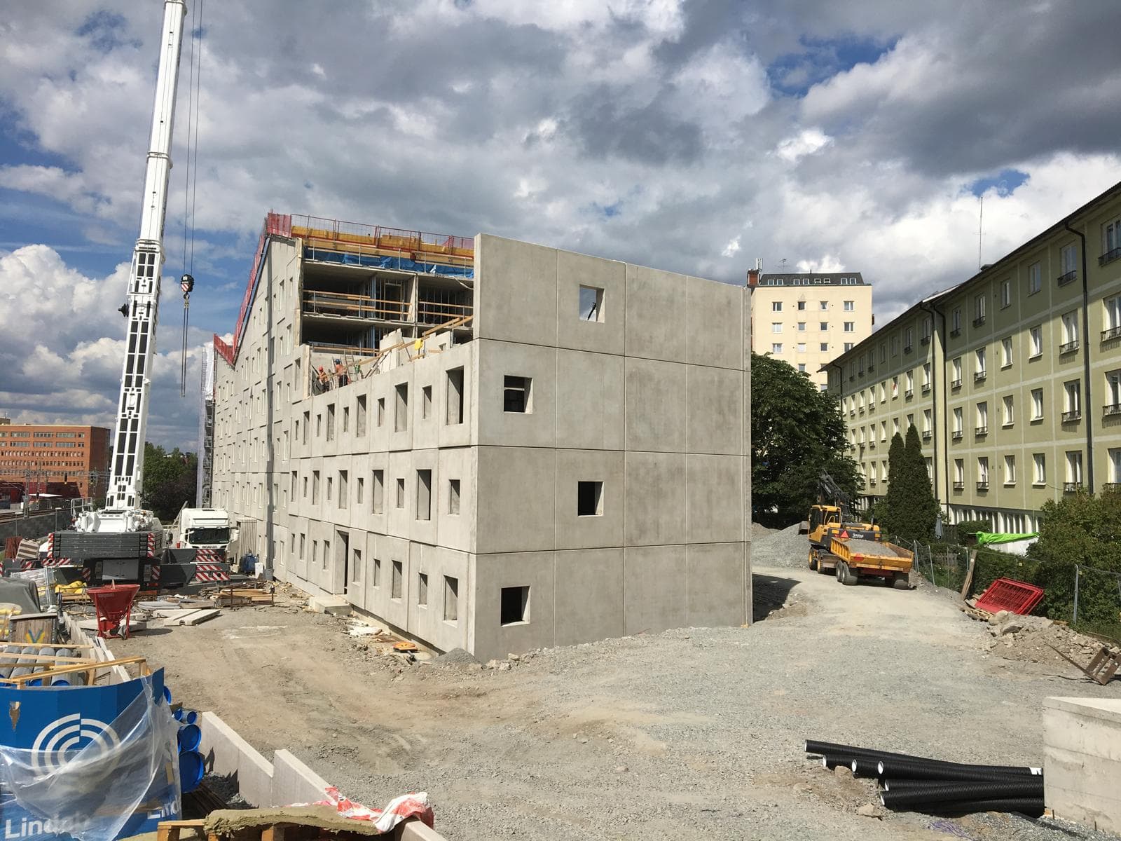 Nybergstorg — montāžas darbi būvlaukumā, 1. attēls